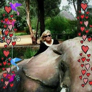 Meet your Posher, Lyn